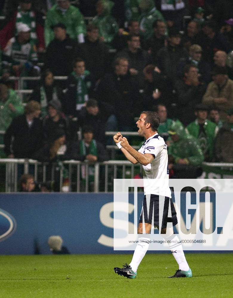 Bremen, 14.09.2010, Fußball Torjubel: Rafael van der Vaart (Tottenham) SV Werder Bremen - Tottenham Hotspur FC