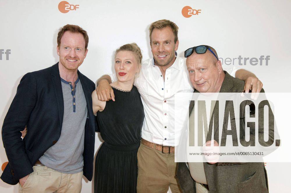 Mathias Junge, Isabel Berghout, Dominic Boeer und Udo Kroschwald beim ZDF-Sommertreff 2015 Hamburger Bahnhof. Berlin, 06.07.2015 Foto:xFredericx xFuturexImage
