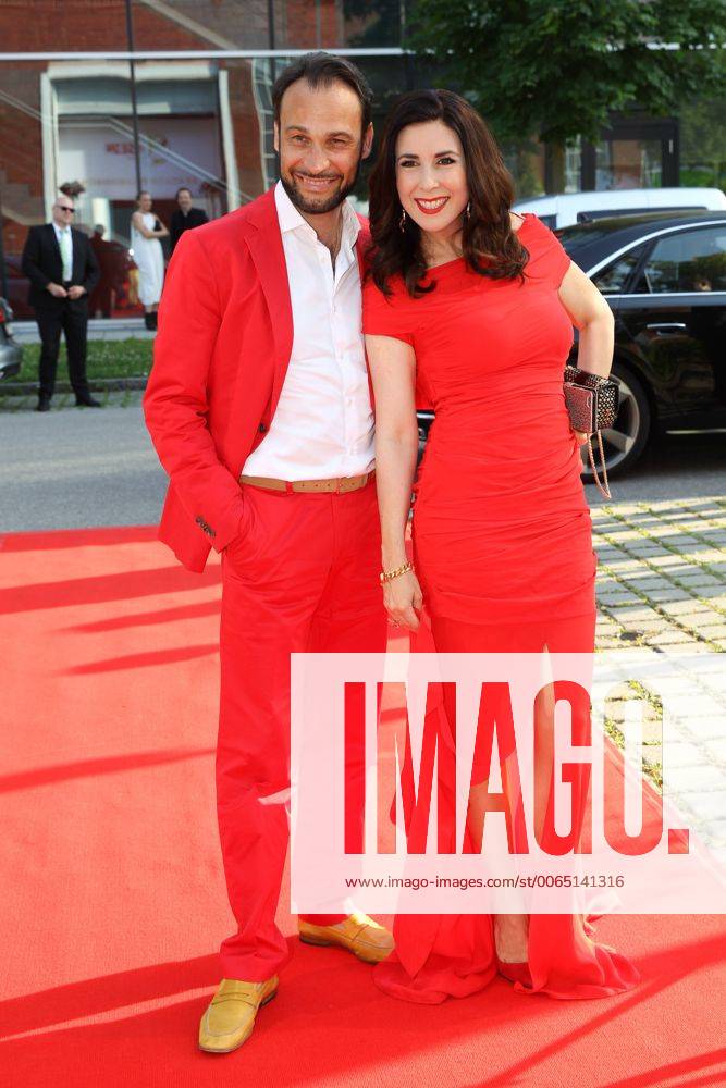 Judith Williams mit Ehemann Alexander Klaus Stecher, Jubilaeumsgala HSE24 in der alten Ziegelei in Ismaning bei Muenchen am 07.07.2015