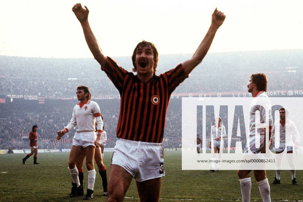 Aldo Maldera (Milan, vorn) - Torjubel Fußball Herren Serie A 1977 1978, 1. Italienische Liga, AC Mailand - FC Genua 2:2 Gruppe Mailand Freude,
