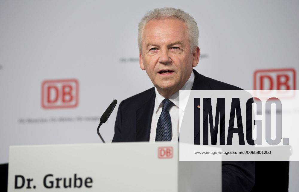 Deutschland, Berlin, Hotel Marriott, Halbjahres Pressekonferenz der Deutschen Bahn, Vorsitzender des Vorstands der Deutschen Bahn AG Rüdiger Grube
