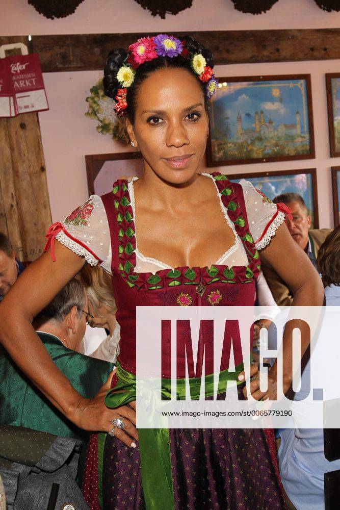 Barbara Becker, Kaefer Festzelt Muenchner Oktoberfest in Muenchen am 19.09.2015