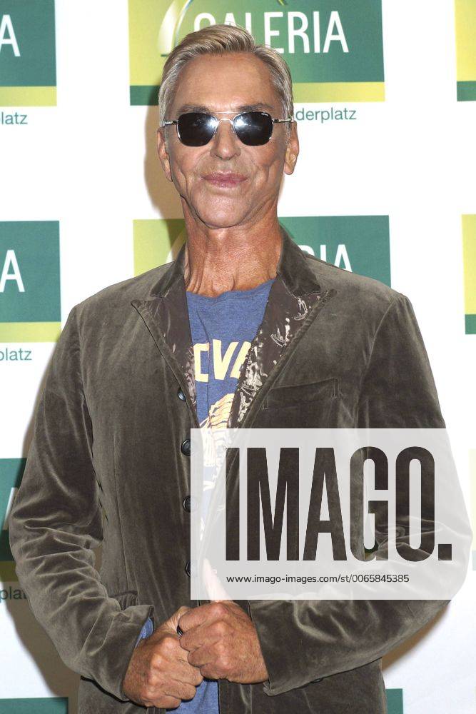 Wolfgang Joop bei einer Autogrammstunde in der Galeria Kaufhof. Berlin, 24.09.2015 Foto:xJ.xQuinternx xFuturexImage