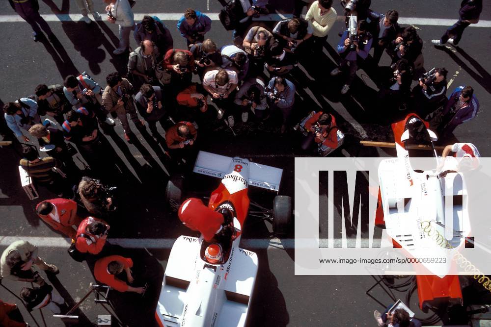 Die McLaren-Porsche Boliden von Niki Lauda (li., Österreich) und Alain Prost (Frankreich) Motorsport Grand Prix Herren Großer Preis von Belgien 1984, Formel 1 Weltmeisterschaft, F1, F, GP, WM, Vdia Totale Zolder