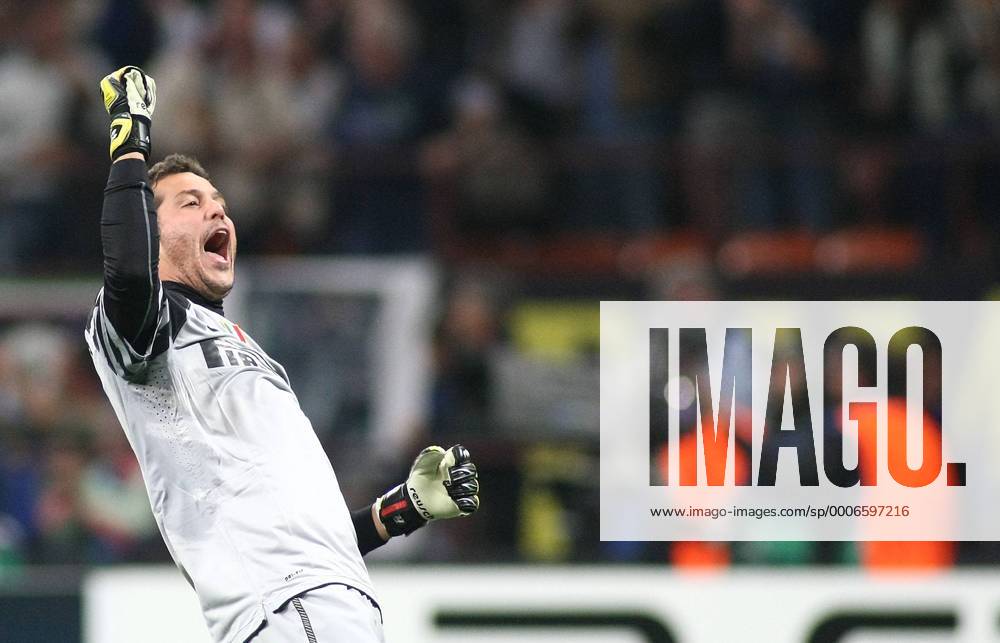Inter Mailand (blau) - Werder Bremen (weiß) - Julio Cesar --- o0 Jubel Freude