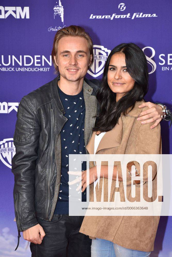 Constantin von Jascheroff und Haleh Esbak bei der 8 Sekunden Kino Premiere am 26.10.2015 in Berlin 8 Sekunden Kinopremiere in Berlin, 2015