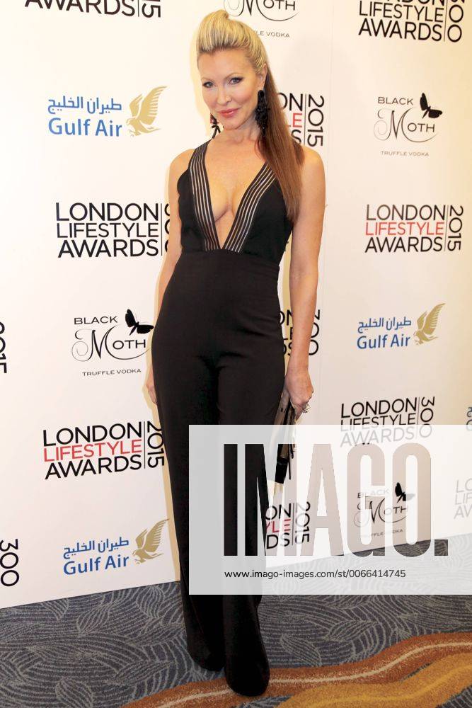 London Lifestyle Awards 2015 London, UK. Caprice at London Lifestyle Awards, London, Britain on Wednesday 28 October 2015. LMK381 -50408-291015