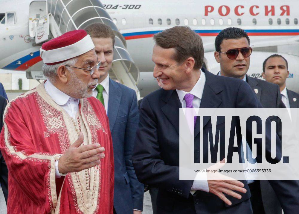 TUNIS, TUNISIA. NOVEMBER 5, 2015. Abdelfattah Mourou, First Vice President of the Assembly of the Representatives of the People of Tunisia, and Russian State Duma Chairman Sergei Naryshkin (L-R front) during a welcome ceremony at a city airport. Alexander Shalgin Russian State Duma Press Office TASS TS011502
