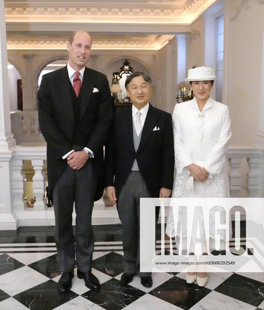 Japan emperor s state visit to Britain Japan s Emperor Naruhito (C), Empress Masako and Britain s Prince William pose in London on June 25, 2024, during the imperial couple s state visit to the country. A14AA0003054156P