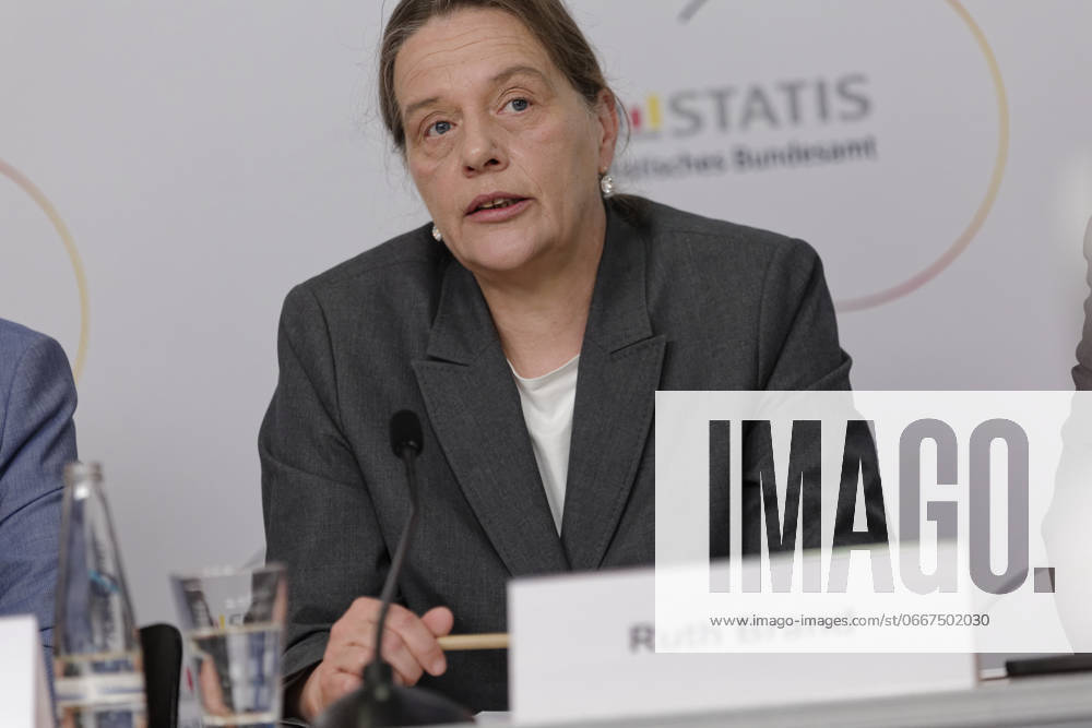 Results of the 2022 census presented 2024 06 25 Germany, Berlin Press conference on the publication of the first results of the 2022 census Pictured Ruth Brand, President of the Federal Statistical Office