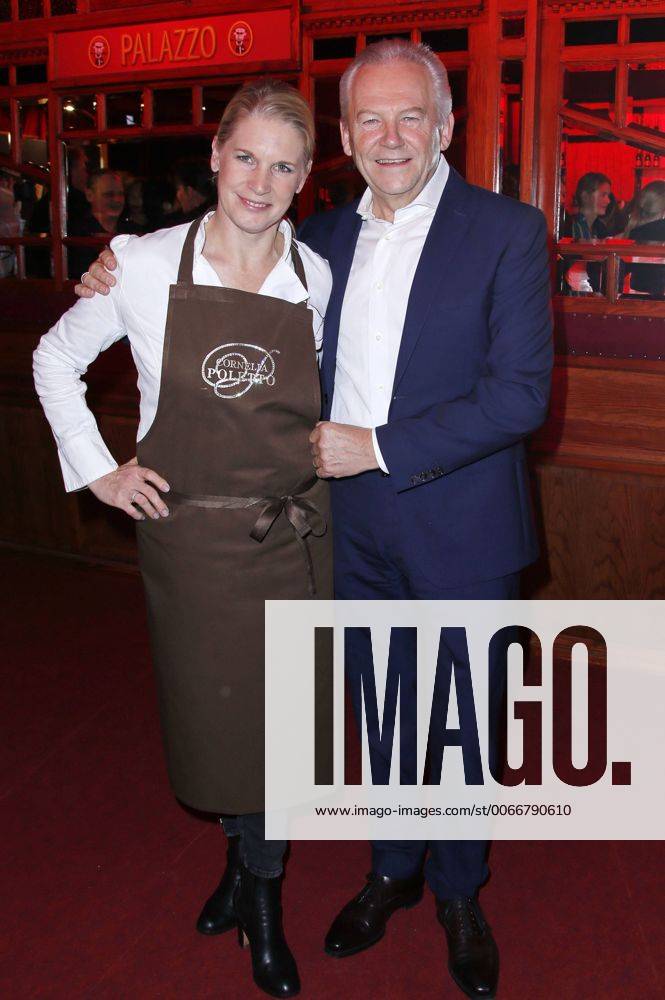 Cornelia Poletto mit Ehemann Rüdiger Grube bei der Premiere der Dinner-Show Cornelia Poletto Palazzo im Spiegelpalast an den Deichtorhallen. Hamburg, 12.11.2015 Foto:xFuturexImage