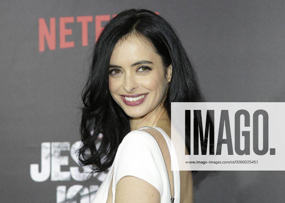 Krysten Ritter arrives on the red carpet at the Netflix premiere of new original series Marvel s Jessica Jones at the Regal E-Walk on November 17, 2015 in New York City. NYP2015111716 JOHNxANGELILLO