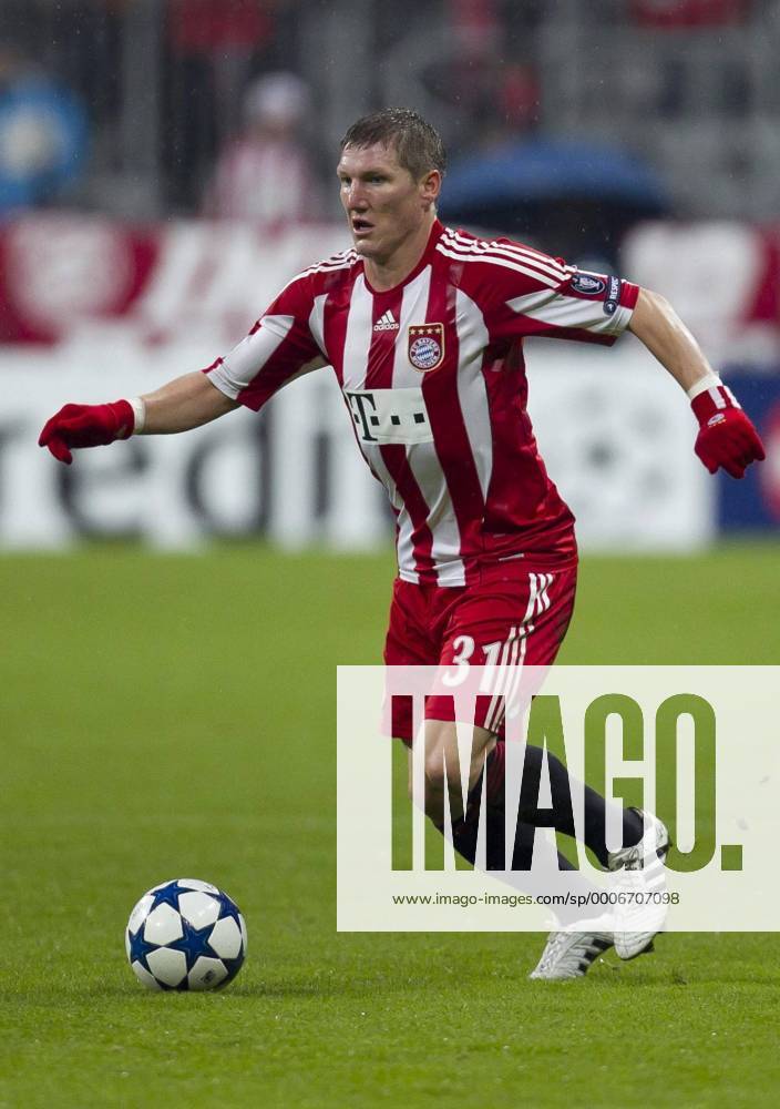 Bastian Schweinsteiger (Bayern 31) - FC BAYERN MUENCHEN - CRF CLUJ Napoca (blau) - Fussball UEFA Champions League,