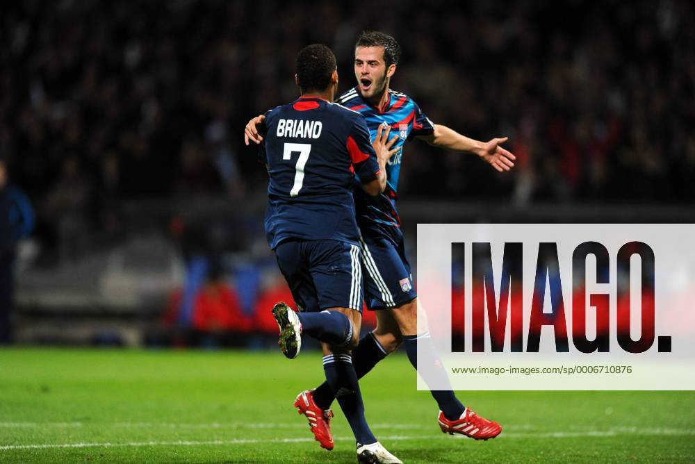 OLYMPIQUE LYON vs. SL BENFICA LISSABON 2:0 - Champions League - Torjubel Lyon - Miralem PJANIC (R) und Jimmy BRIAND - xAnthonyBibardxFEPx