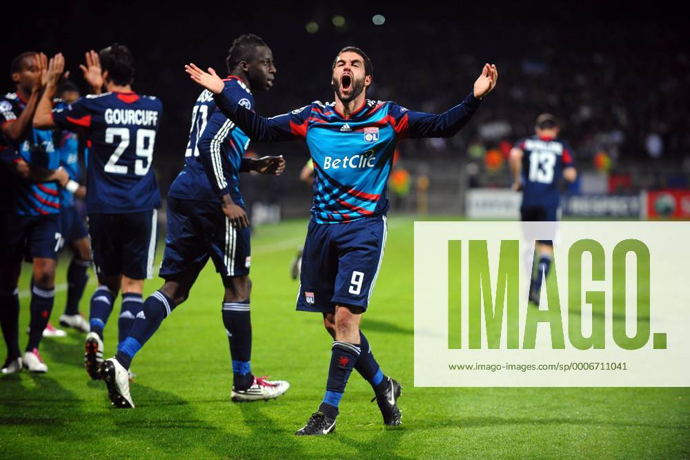 OLYMPIQUE LYON vs. SL BENFICA LISSABON 2:0 - Champions League - Torjubel LISANDRO LOPEZ (Lyon, R) -xAnthonyBibardxFEPx