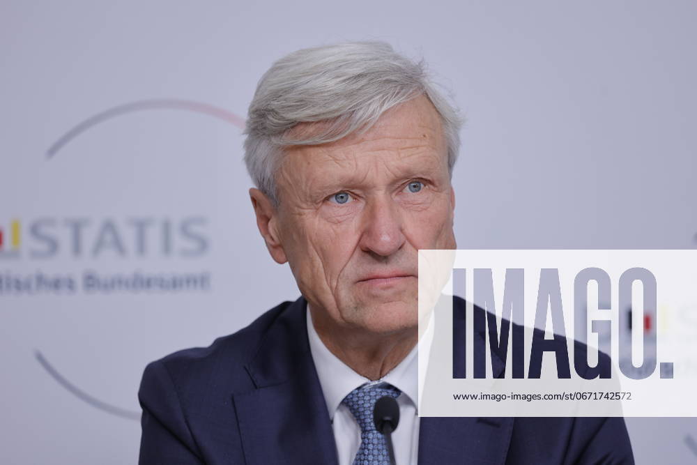 President of the Bavarian State Statistical Office, Dr. Thomas Gößl, Germany, Berlin, Federal Press Conference, Topic Federal Statistical Office, Census 2022 Start of publication of results