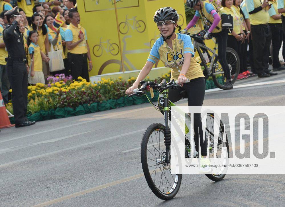 Dec. 11, 2015 - Bangkok, Thailand - Princess Bajrakitiyabha cycles during the cycling event Bike for Dad in Bangkok, Thailand on December 11, 2015. The Bike for Dad is an event to honor and celebrate Thailand King Bhumibol Adulyadej s 88th birthday. Bangkok Thailand - ZUMAn230