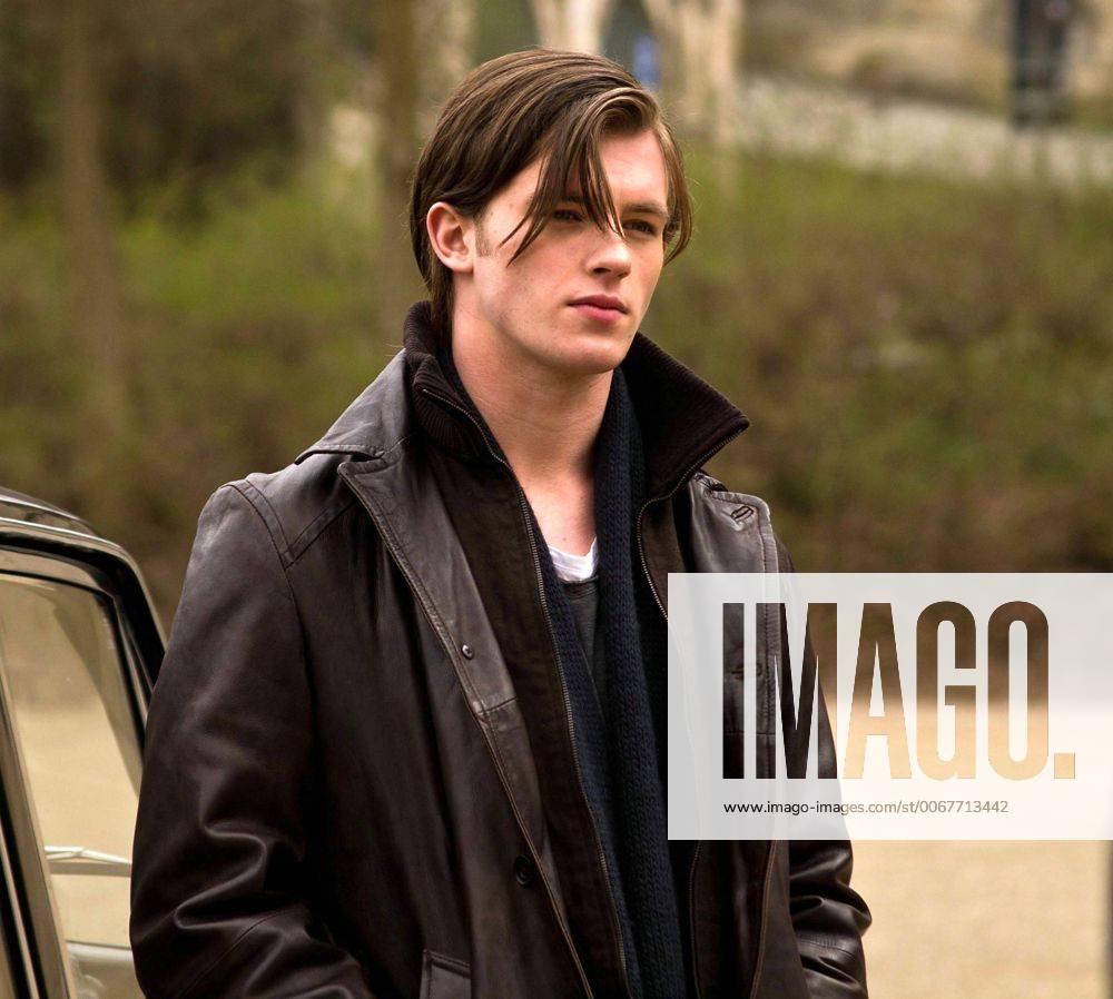 RELEASE DATE: March 14, 2013 TITLE: Rubinrot STUDIO: Lieblingsfilm DIRECTOR: Felix Fuchssteiner PLOT: Fantasy PICTURED: JANNIS NIEWOEHNER as Gideon ( - ZUMArx9