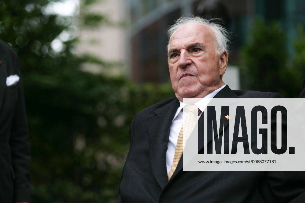 Berlin, Germany - Former German Chancellor Helmut Kohl attends the unveiling of a memorial for artist and pacifist Kaethe Kollwitz in Berlin, on June 26, 2013. Kohl is widely regarded as the main architect of the German reunification in 1990.....Photo: David von Blohn NurPhoto - ZUMAn23