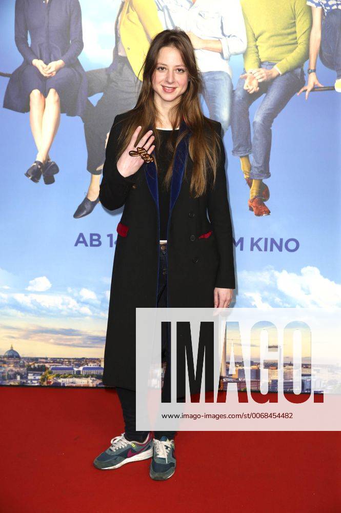 Sandra von Ruffin bei der Premiere des Kinofilms Gut zu Vögeln im Kino in der Kulturbrauerei. Berlin, 11.01.2016 Foto:xS.xGabschx xFuturexImage