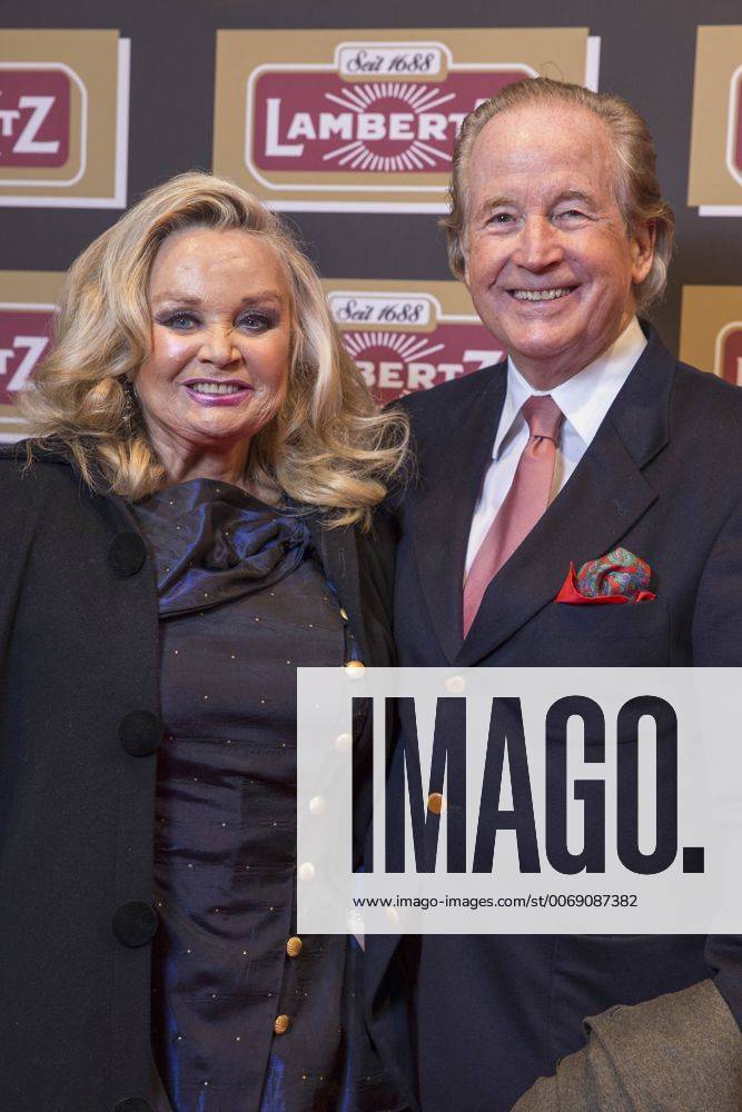 Max Schautzer mit Ehefrau Gundel Lauffer bei der Lambertz Monday Night 2016 im Alten Wartesaal. Köln, 01.02.2016 Foto:xC.xFuturexImage