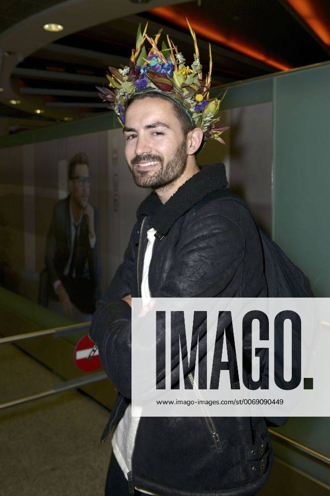 Menderes Bagci bei der Ankunft aus dem Dschungelcamp 2016 der RTL TV-Show Ich bin ein Star - Holt mich hier raus am Flughafen Frankfurt. Frankfurt, 02.02.2016 Foto:xP.xMertensx xFuturexImage