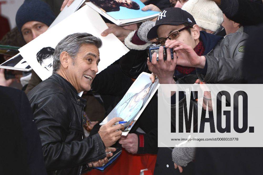 George Clooney arrives for the Hail, Caesar press conference at the 66th Berlin International Film Festival Berlinale 2016 on February 11, 2016in Berlin, Germany. Foto:xC.xNiehausx xFuturexImage