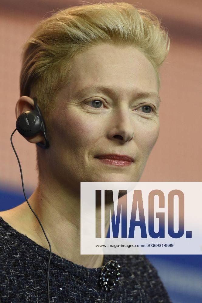 Schauspielerin Tilda Swinton während der Pressekonferenz zum Film -Hail, Caesar- anlässlich der 65. Internationalen Filmfestspiele Berlin 66. Internationale Filmfestspiele in Berlin IFB2016