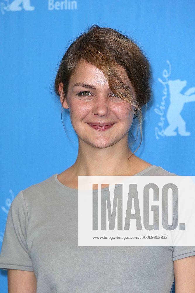 Luise Heyer beim Auf einmal All of a sudden Photocall im Rahmen der 66. Internationale Filmfestspiele Berlin Berlinale am 12.02.2016 in Berlin Berlinale 2016- Auf einmal Photocall