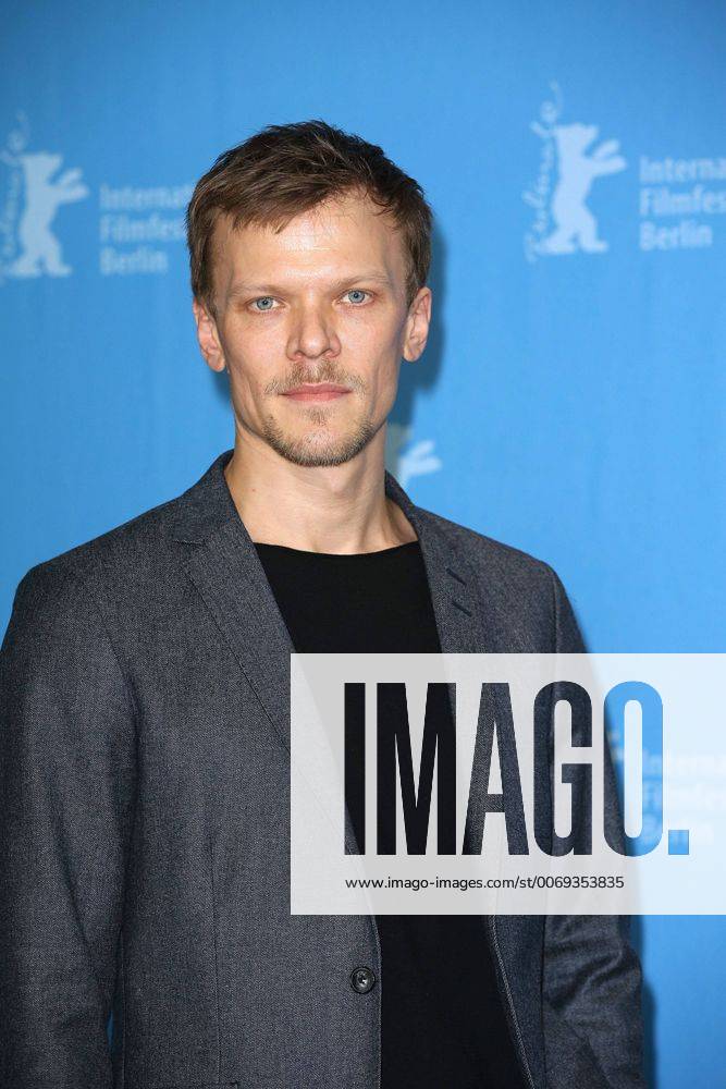 Sebastian Hülk beim Auf einmal All of a sudden Photocall im Rahmen der 66. Internationale Filmfestspiele Berlin Berlinale am 12.02.2016 in Berlin Berlinale 2016- Auf einmal Photocall