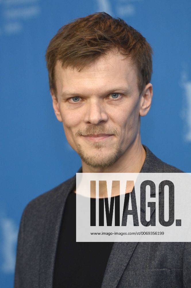 Sebastian Hülk during the Auf einmal All of a Sudden photocall at the 66th Berlin International Film Festival Berlinale 2016 on February 12, 2016 in Berlin, Germany. Foto:xC.xNiehausx xFuturexImage