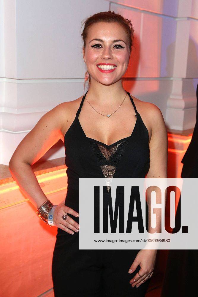 Sarah Tkotsch bei der ARD Blue Hour im Rahmen der 66. Berlinale am 12.02.2016 in Berlin ARD Blue Hour Empfang im Rahmen der Berlinale 2016 in Berlin