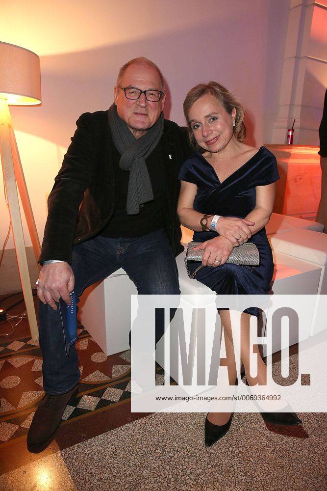 Burghart Klaußner und Christine Urspruch bei der ARD Blue Hour im Rahmen der 66. Berlinale am 12.02.2016 in Berlin ARD Blue Hour Empfang im Rahmen der Berlinale 2016 in Berlin
