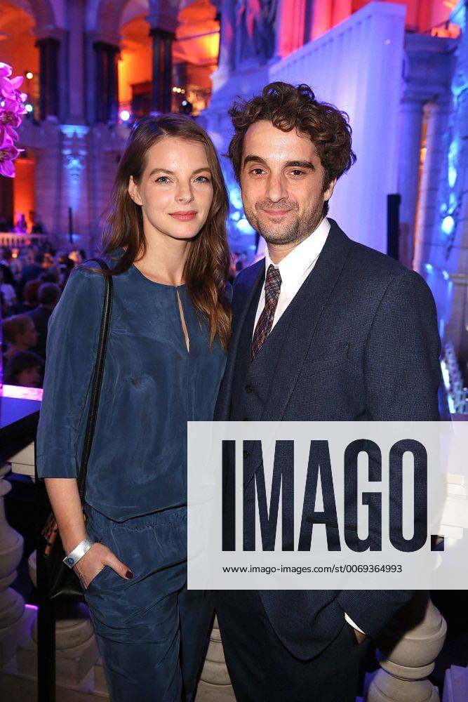 Yvonne Catterfeld und Oliver Wnuk bei der ARD Blue Hour im Rahmen der 66. Berlinale am 12.02.2016 in Berlin ARD Blue Hour Empfang im Rahmen der Berlinale 2016 in Berlin