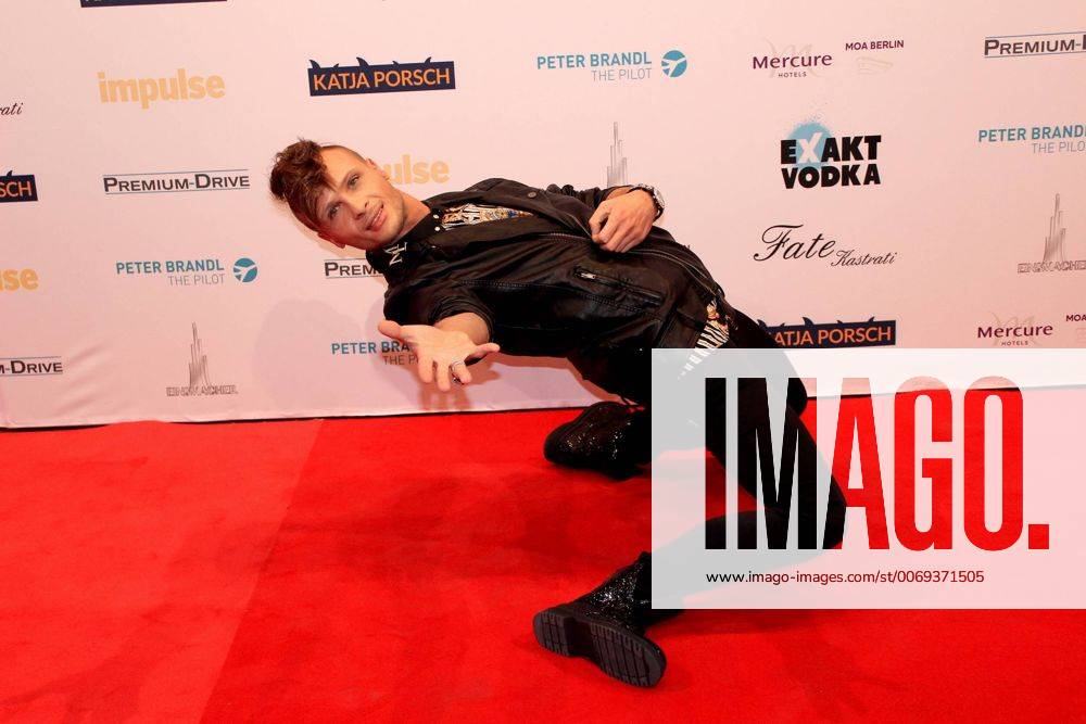 Berlin Emil Kusmirek bei der After Show Party Impulse-Event BREAKING THE WALL am 12.02.2016 in Berlin. Foto:Christina Katz Eibner