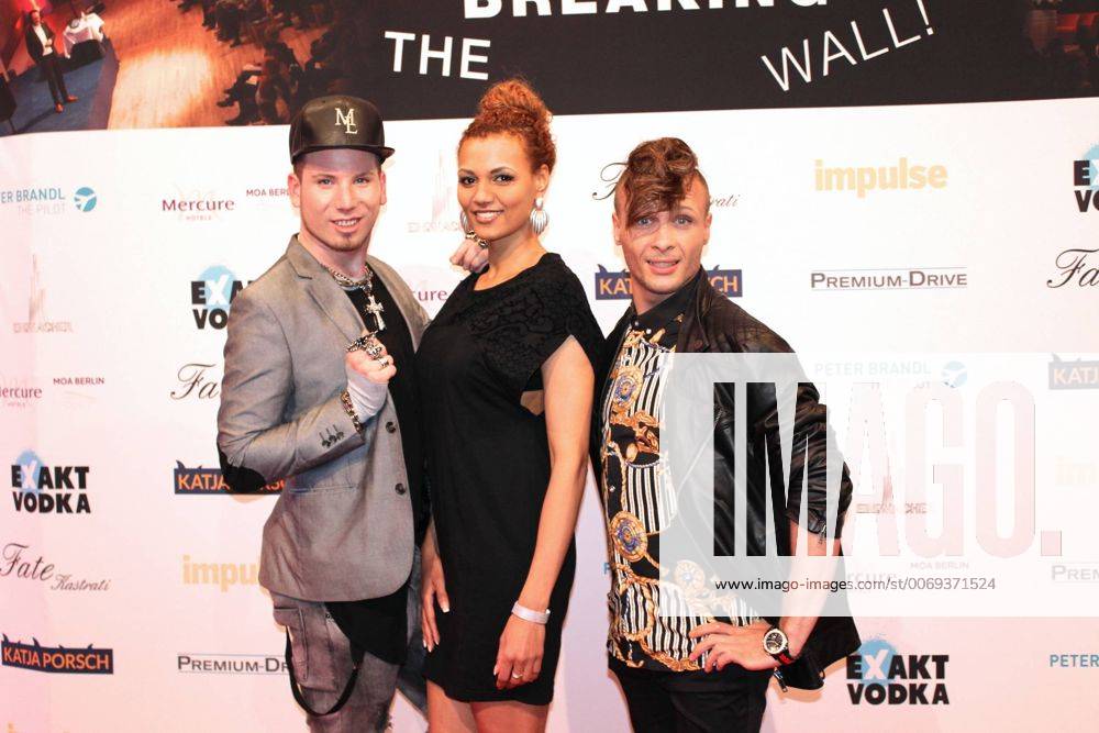 Berlin Marcel Lutter, Francisca Urio und Emil Kusmirek bei der After Show Party Impulse-Event BREAKING THE WALL am 12.02.2016 in Berlin. Foto:Christina Katz Eibner