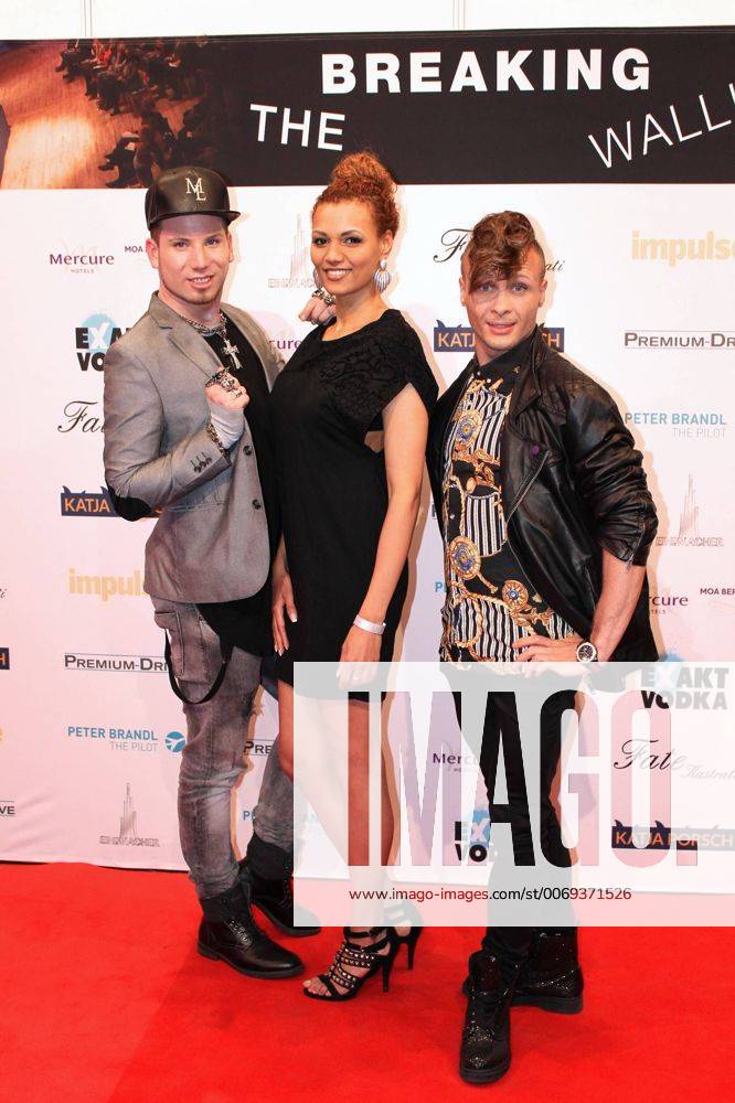 Berlin Marcel Lutter, Francisca Urio und Emil Kusmirek bei der After Show Party Impulse-Event BREAKING THE WALL am 12.02.2016 in Berlin. Foto:Christina Katz Eibner