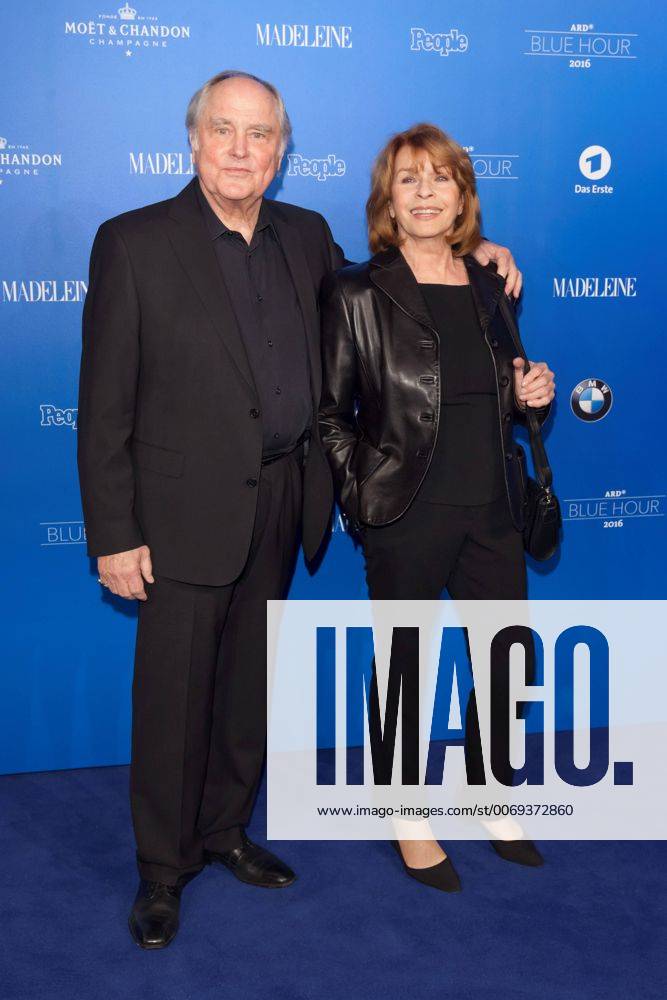 Michael Verhoeven und Senta Berger - ARD Blue Hour Empfang im Rahmen der 66.Internationale Filmfestspiele Berlin Berlinale in Berlin am 12.02.2016. 66. Berlinale - Blue Hour 2016