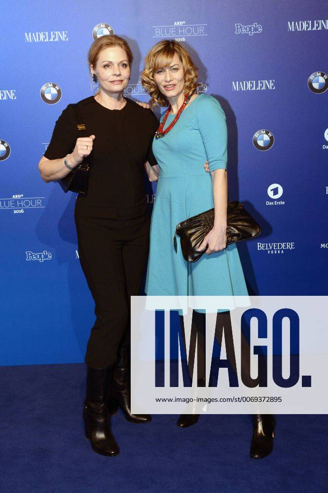 Gesine Cukrowski mit Begleitung bei der ARD Blue Hour 2016 Party im Rahmen der Berlinale 2016 66. Internationale Filmfestspiele Berlin im Museum für Kommunikation. Berlin, 12.02.2016 Foto:xC.xNiehausx xFuturexImage