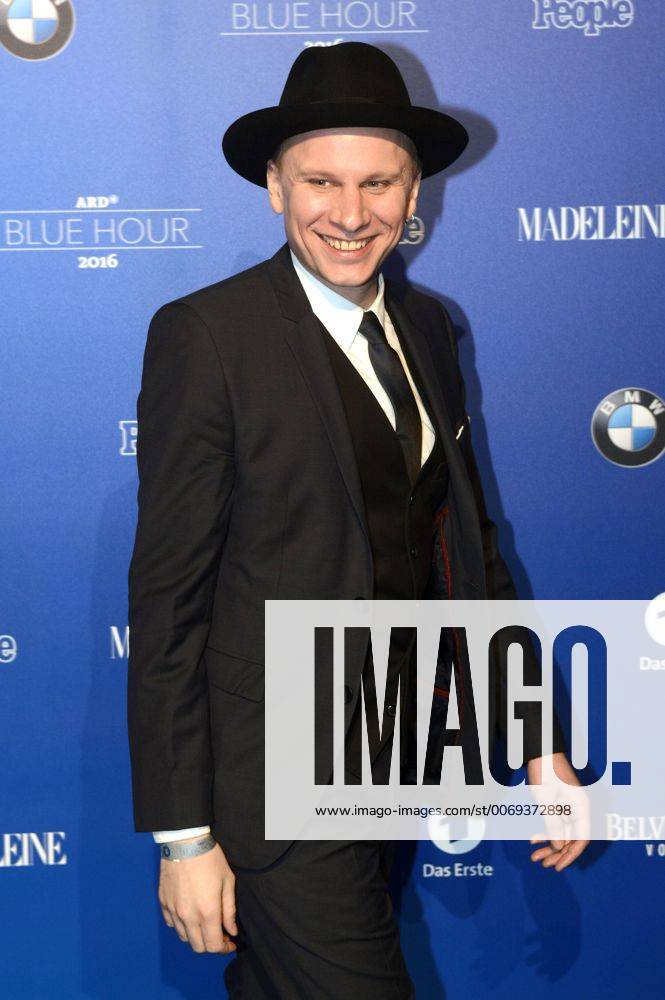 Robert Stadlober bei der ARD Blue Hour 2016 Party im Rahmen der Berlinale 2016 66. Internationale Filmfestspiele Berlin im Museum für Kommunikation. Berlin, 12.02.2016 Foto:xC.xNiehausx xFuturexImage
