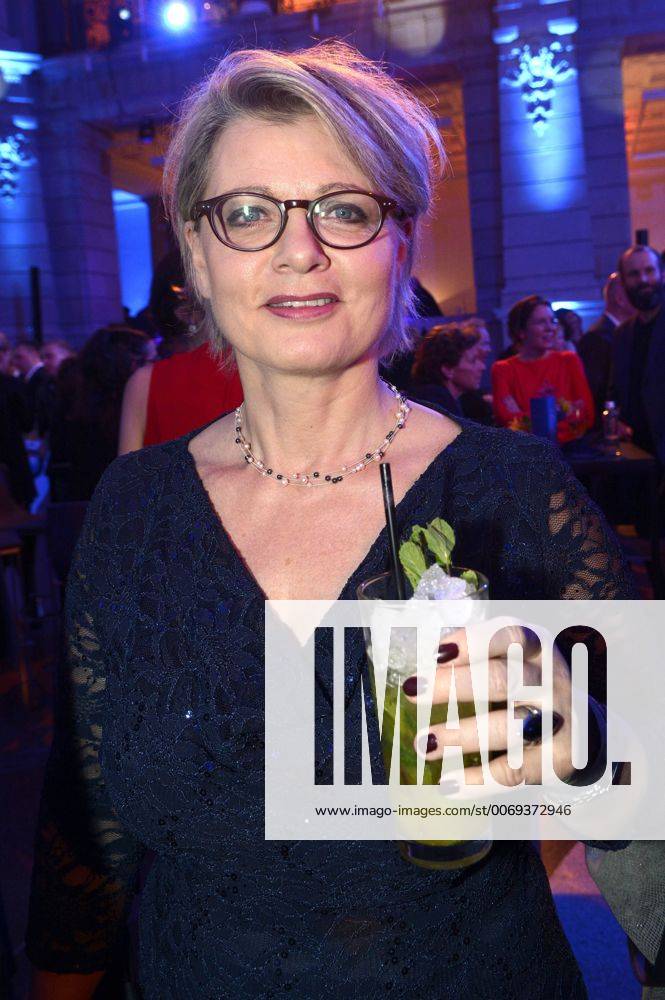 Andrea Spatzek bei der ARD Blue Hour 2016 Party im Rahmen der Berlinale 2016 66. Internationale Filmfestspiele Berlin im Museum für Kommunikation. Berlin, 12.02.2016 Foto:xC.xNiehausx xFuturexImage