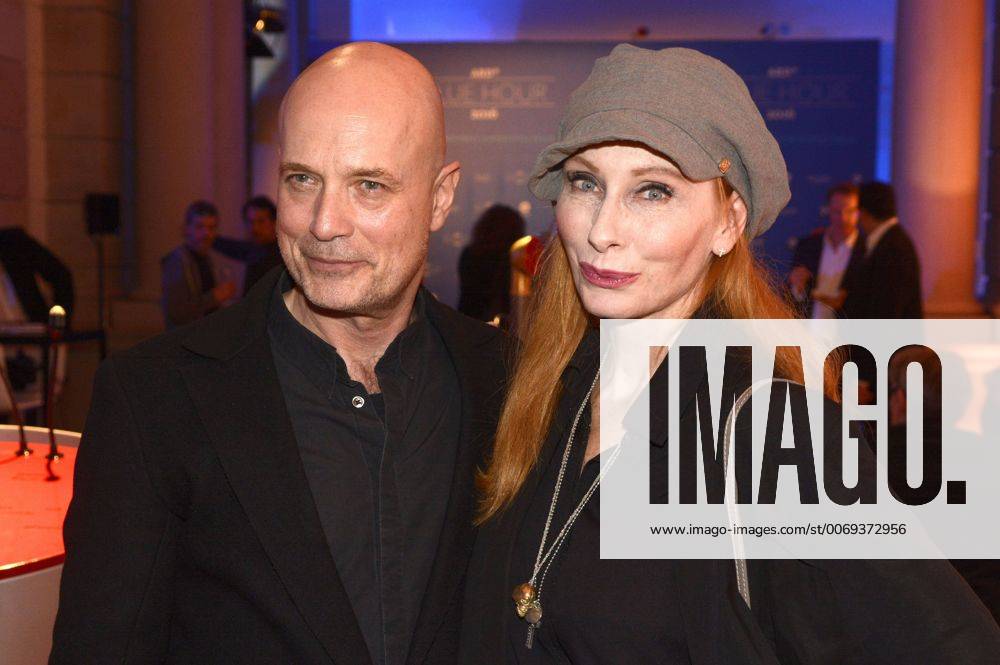 Christian Berkel und Andrea Sawatzki bei der ARD Blue Hour 2016 Party im Rahmen der Berlinale 2016 66. Internationale Filmfestspiele Berlin im Museum für Kommunikation. Berlin, 12.02.2016 Foto:xC.xNiehausx xFuturexImage