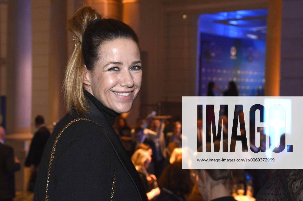 Alexandra Neldel bei der ARD Blue Hour 2016 Party im Rahmen der Berlinale 2016 66. Internationale Filmfestspiele Berlin im Museum für Kommunikation. Berlin, 12.02.2016 Foto:xC.xNiehausx xFuturexImage