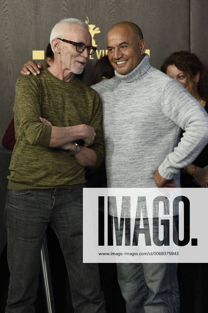 Regisseur Lee Tamahori mit Schauspieler Temuera Morrison während des Photocalls zum Film -MAHANA- anlässlich der 66. Internationalen Filmfestspiele Berlin 66. Internationale Filmfestspiele in Berlin IFB2016