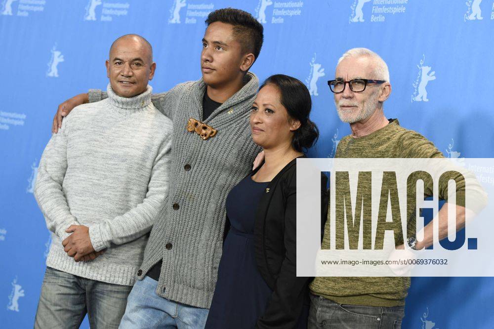 Schauspieler Temuera Morrison, Schauspieler Akuhata Keefe, Schauspielerin Nancy Brunning und Regisseur Lee Tamahori während des Photocalls zum Film -MAHANA- anlässlich der 66. Internationalen Filmfestspiele Berlin 66. Internationale Filmfestspiele in Berlin IFB2016
