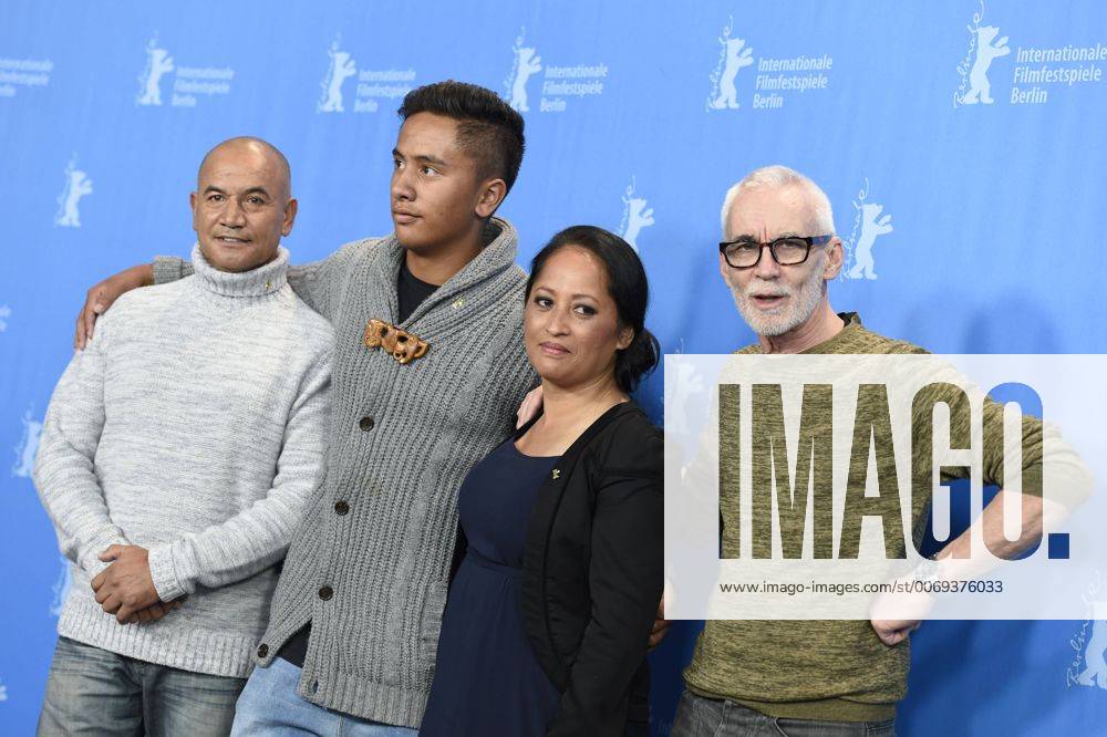 Schauspieler Temuera Morrison, Schauspieler Akuhata Keefe, Schauspielerin Nancy Brunning und Regisseur Lee Tamahori während des Photocalls zum Film -MAHANA- anlässlich der 66. Internationalen Filmfestspiele Berlin 66. Internationale Filmfestspiele in Berlin IFB2016