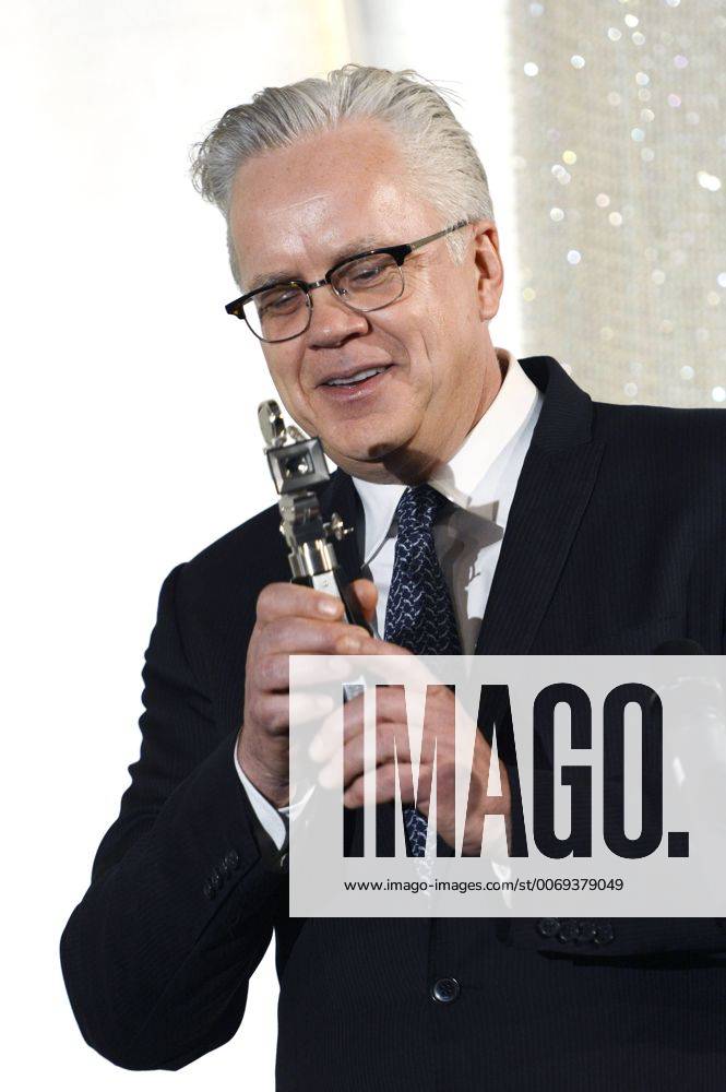 Tim Robbins receives the Berlinale Kamera Award at the 66th Berlin International Film Festival Berlinale 2016 at Kino International on February 13, 2016 in Berlin, Germany. Foto:xC.xNiehausx xFuturexImage