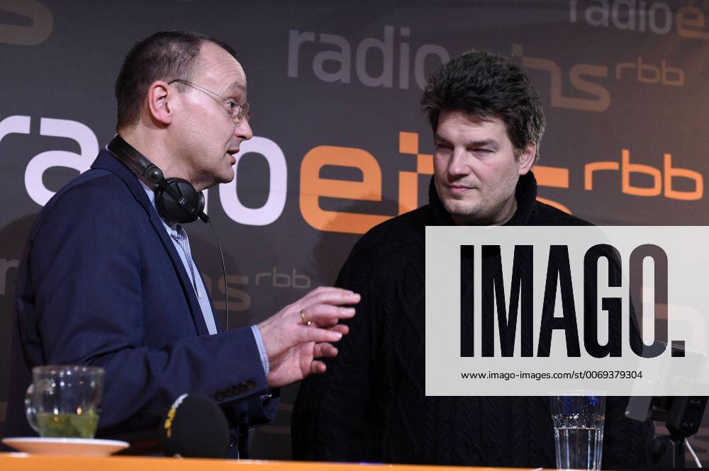 Moderator Knut Elstermann mit Regisseur Nikolaus Geyrhalter beim RadioEins Berlinale-Nighttalk am Rande der 66. Internationalen Filmfestspiele Berlin 66. Internationale Filmfestspiele in Berlin IFB2016