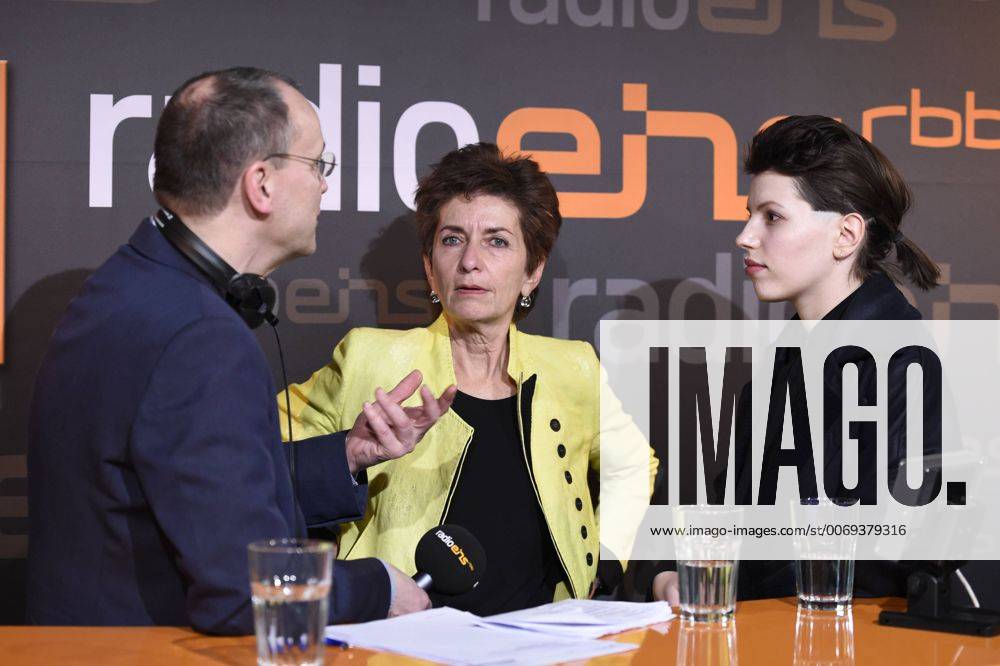 Moderator Knut Elstermann mit Regisseurin Ruth Beckermann und Schauspielerin Anja Plaschg beim RadioEins Berlinale-Nighttalk am Rande der 66. Internationalen Filmfestspiele Berlin 66. Internationale Filmfestspiele in Berlin IFB2016
