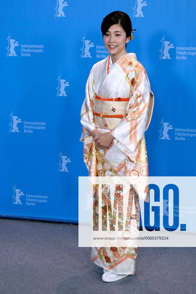 Schauspielerin Yuko Tekeuchi während des Photo Calls zum Film -Creepy- anlässlich der 66. Internationalen Filmfestspiele Berlin snapshot-photography K.M.Krause